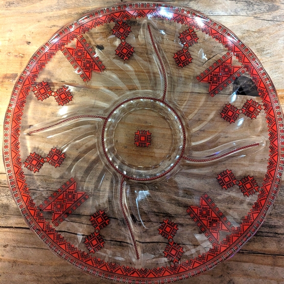 Glass Sectioned Serving Platter with Ukranian Red Pattern - Picture 3 of 4